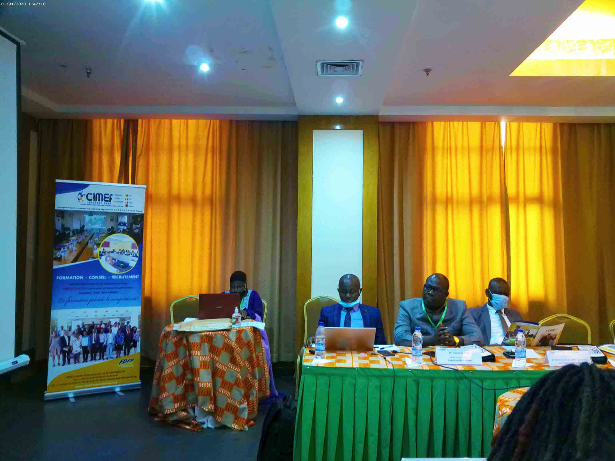 Révolution de la blockchain et des cryptomonnaies (Bitcoin,.) dans les services financiers.