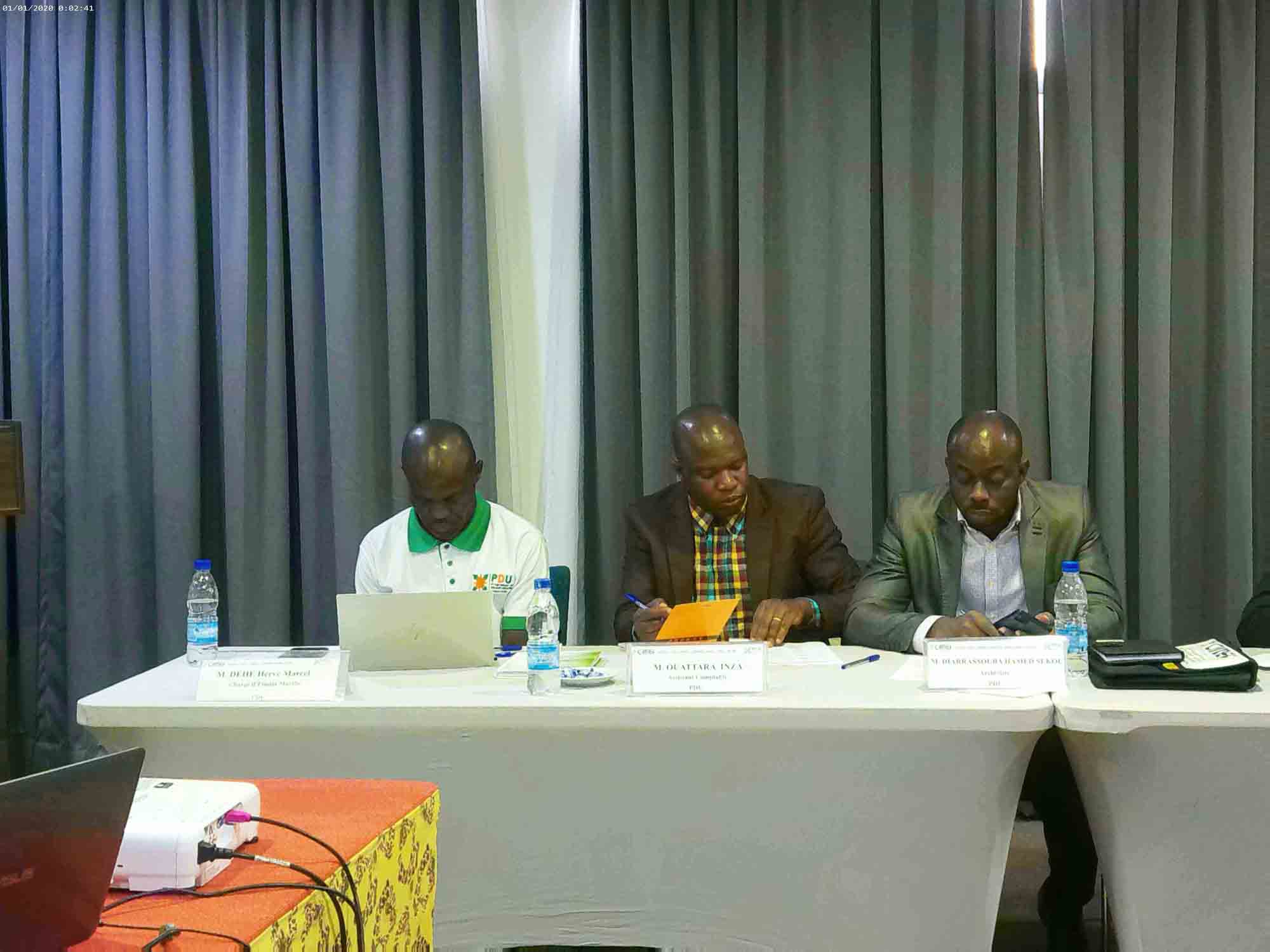 Etude comportementale des clients miniers