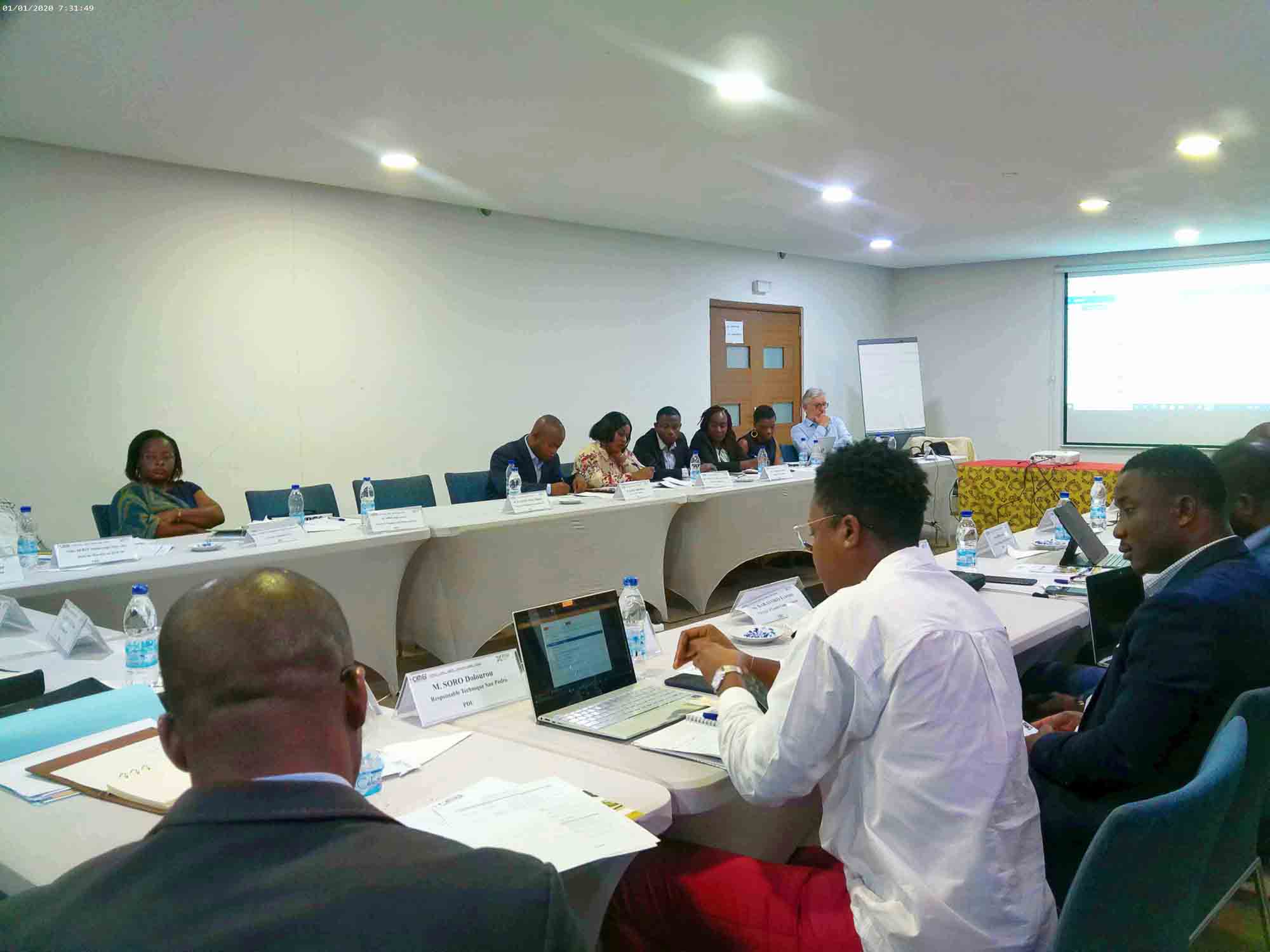 Raisonnement scientifique en géologie : techniques d’identification des roches et de déformations tectoniques